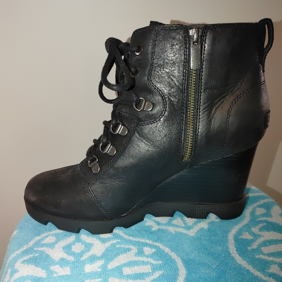 Sorel Joan Uptown Lace Boot Wedges - Picture 3 of 5